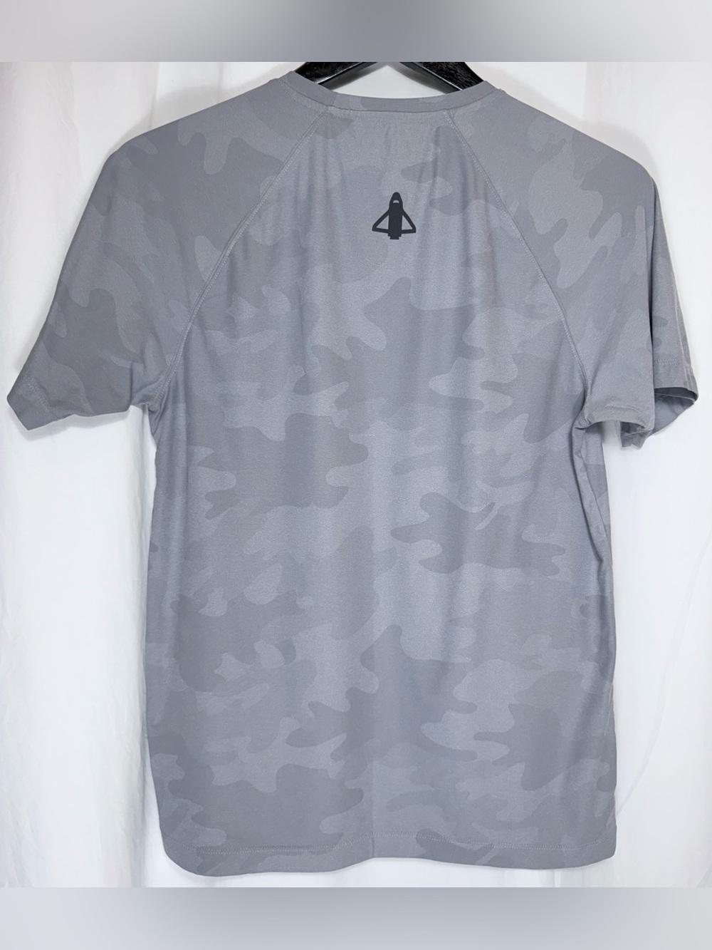 RHONE Camo Short-Sleeve Performance Tee - Picture 3 of 4